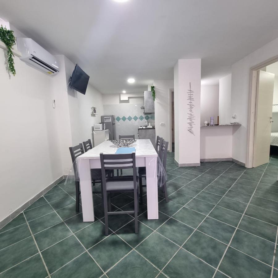 Casa Vacanze Afea Torre Dell'Orso Salento Puglia Exterior photo